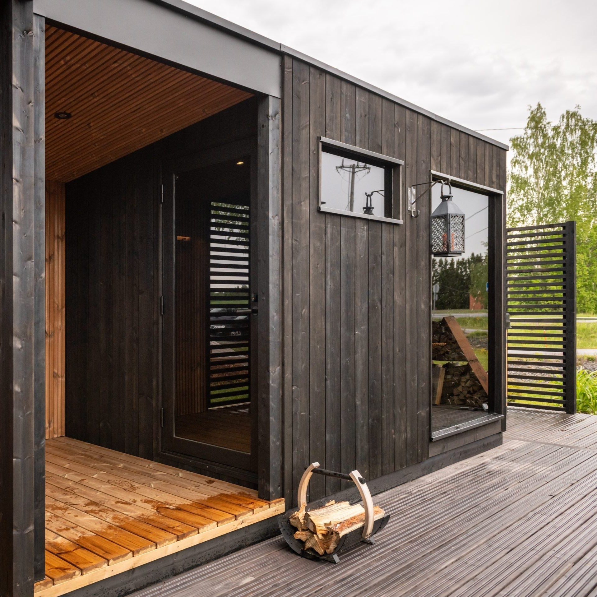 Nordic Misty Sauna Cabin - lifestyle view